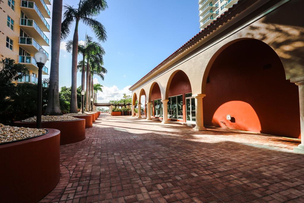 Sunny Isles Vacations Apartment Sunny Isles Beach Exterior photo