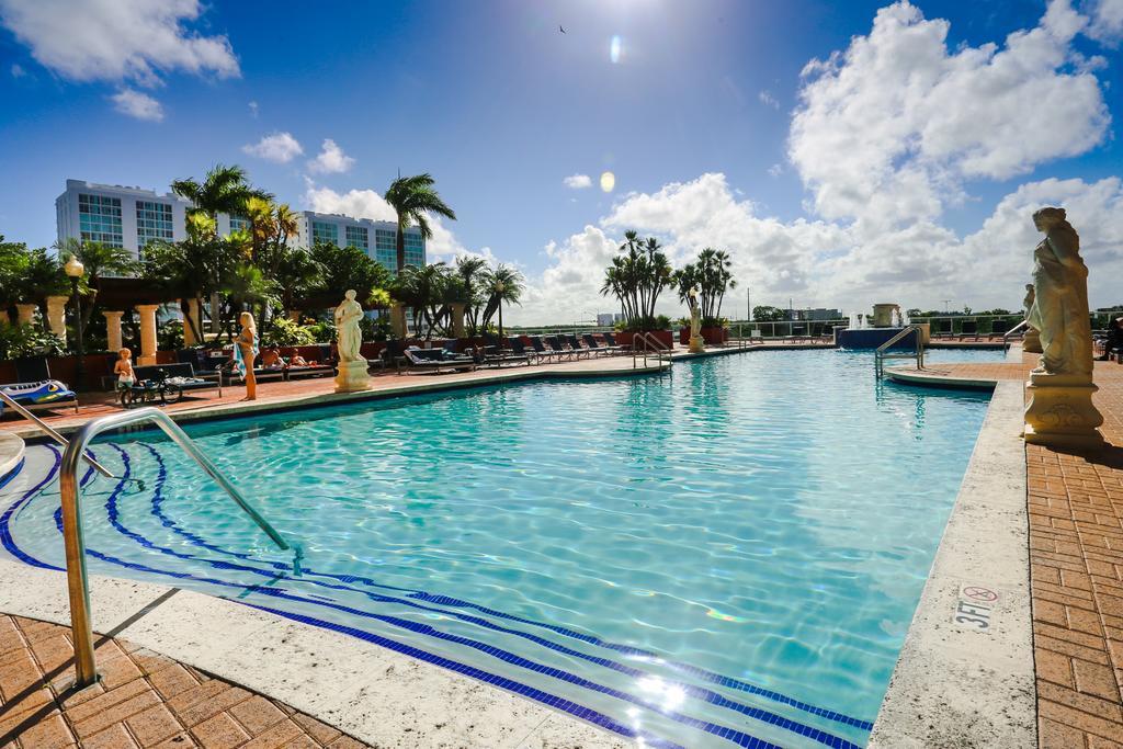 Sunny Isles Vacations Apartment Sunny Isles Beach Exterior photo